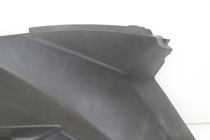 photo de OSŁONA POD SIEDZENIEM PRAWA PEUGEOT CITYSTAR 125 (2011 - 2017) - Punkty mocowania