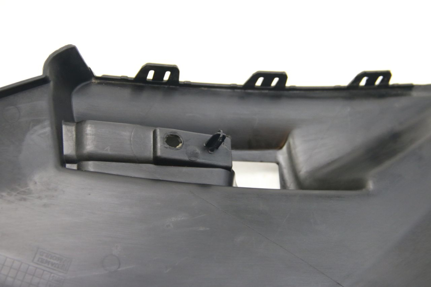 photo de OSŁONA POD SIEDZENIEM PRAWA PEUGEOT CITYSTAR 125 (2011 - 2017) - Widok produktu