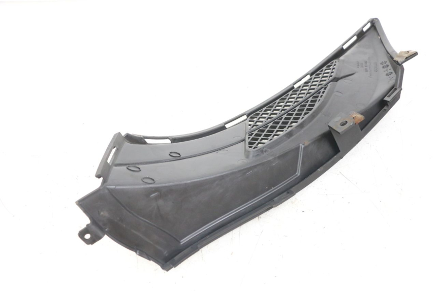 photo de OSŁONA POD SIODŁEM PRAWA KYMCO DINK 4T 50 (2007 - 2018) - Zbliżenie techniczne