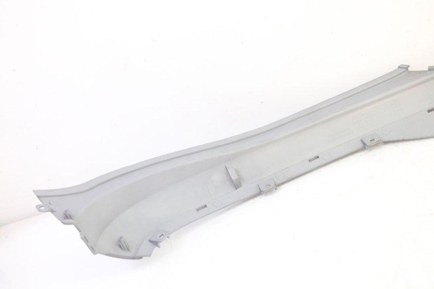 photo de OSŁONA POD SIODŁEM PRAWA SYM FIDDLE 3 III 125 (2014 - 2020) - Widok ogólny