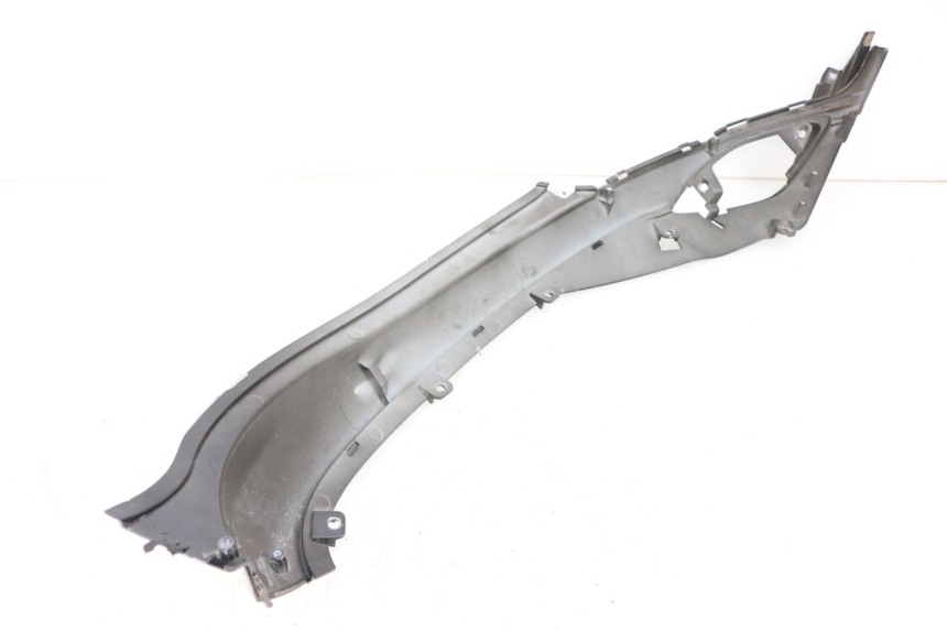 photo de OSŁONA POD SIODŁEM PRAWA SYM FIDDLE 3 III 50 (2014 - 2020) - Zoom stanu zużycia