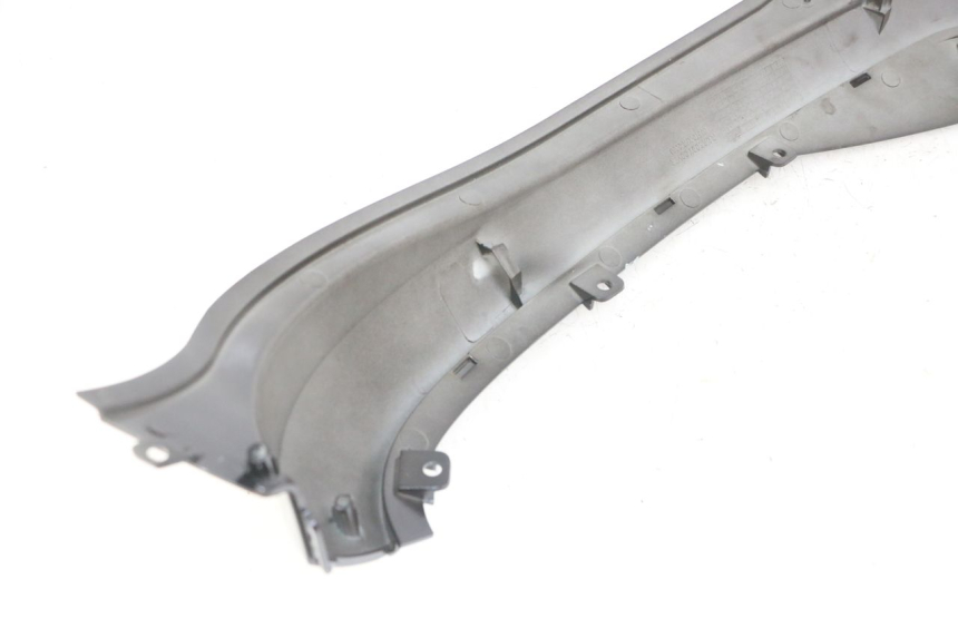 photo de OSŁONA POD SIODŁEM PRAWA SYM FIDDLE 3 III 50 (2014 - 2020) - Zoom stanu zużycia