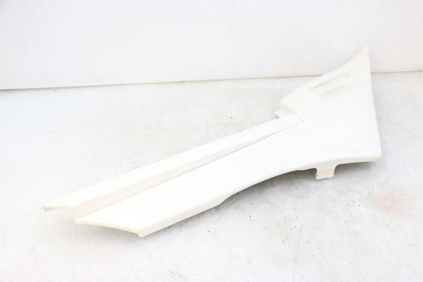 photo de OSŁONA POD SIEDZENIEM PRAWA YAMAHA FJ 36Y 1100 (1984 - 1985) - Szczegół części