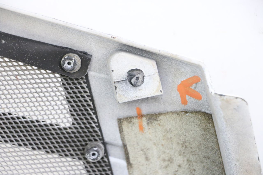 photo de OSŁONA POD SIEDZENIEM PRAWA YAMAHA FJ 36Y 1100 (1984 - 1985) - Część sprawdzona