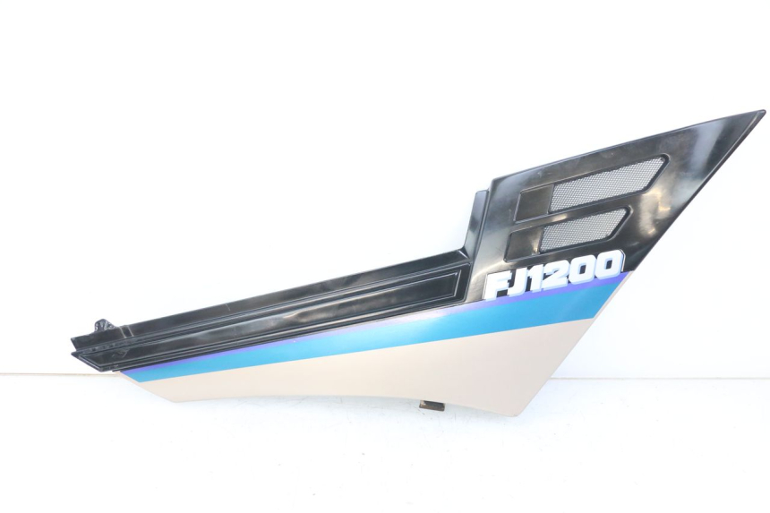 photo de OSŁONA POD SIEDZENIEM PRAWA YAMAHA FJ 3CX 1200 (1986 - 1996) - Widok główny