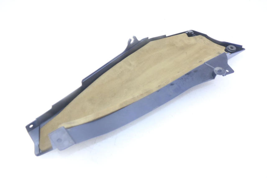 photo de OSŁONA POD SIODŁEM PRAWA YAMAHA FJR ABS 1300 (2016 - 2020) - Szczegół części