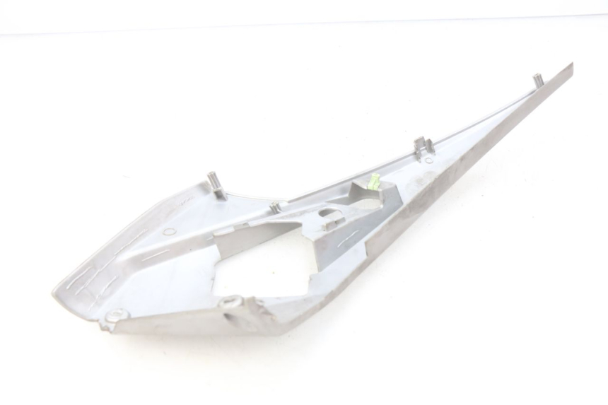 photo de OSŁONA POD SIODŁEM PRAWA PEUGEOT GEOPOLIS 400 (2007 - 2013) - Widok ogólny