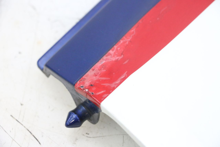 photo de OSŁONA POD SIODŁEM PRAWA KAWASAKI GPX R WARBIRD 600 (1988 - 1993) - Stan powierzchni