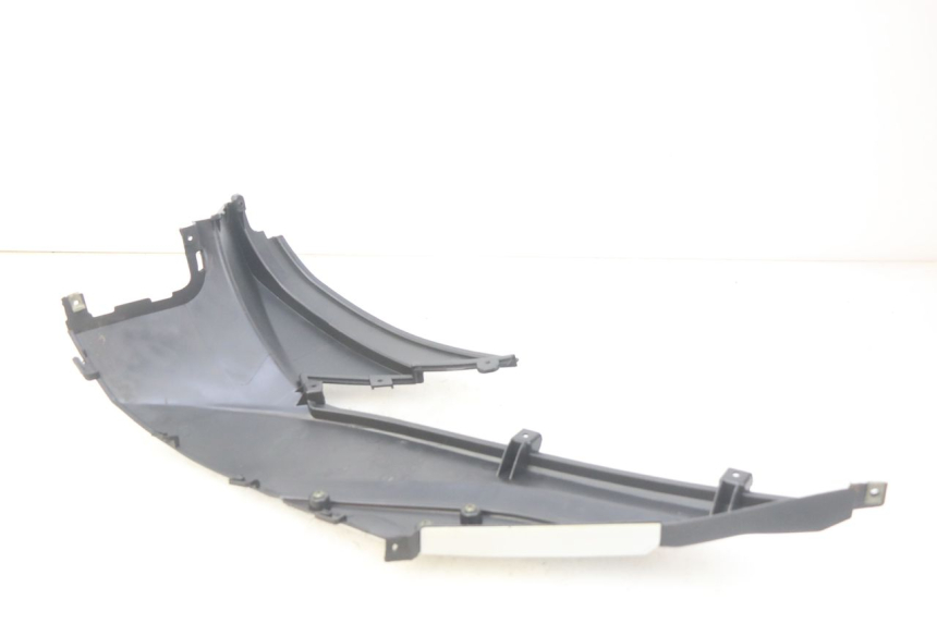 photo de OSŁONA POD SIODŁEM PRAWA TNT MOTOR GRIDO 2T 50 (2010 - 2019) - Zoom stanu zużycia