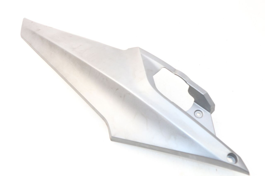 photo de OSŁONA POD SIODŁEM PRAWA SYM GTS EFI ABS 125 (2012 - 2016) - Punkty mocowania