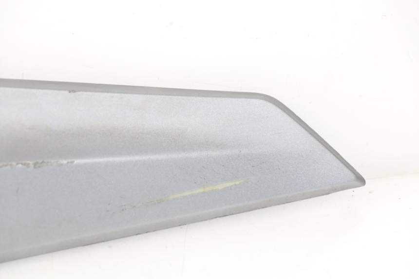 photo de OSŁONA POD SIODŁEM PRAWA SYM GTS EFI ABS 125 (2012 - 2016) - Widok ogólny