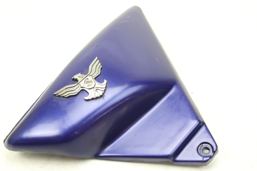 photo de OSŁONA POD SIODŁEM PRAWA SYM HUSKY 125 (1999 - 2005) - Widok ogólny