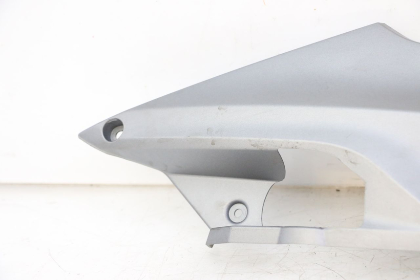 photo de OSŁONA POD SIODŁEM PRAWA SYM JOYMAX 125 (2010 - 2017) - Widok ogólny