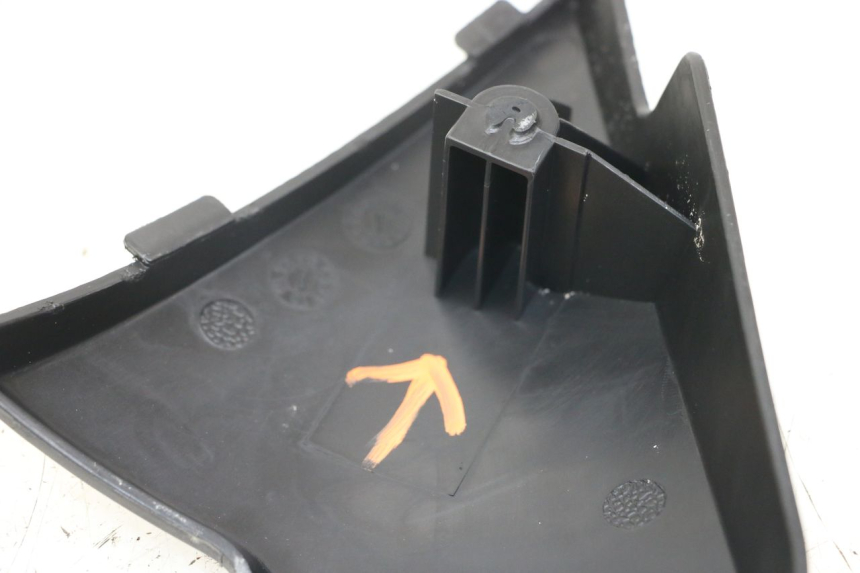 photo de OSŁONA POD SIODŁEM PRAWA KYMCO K-PW K-PIPE 50 (2012 - 2017) - Inny kąt widzenia