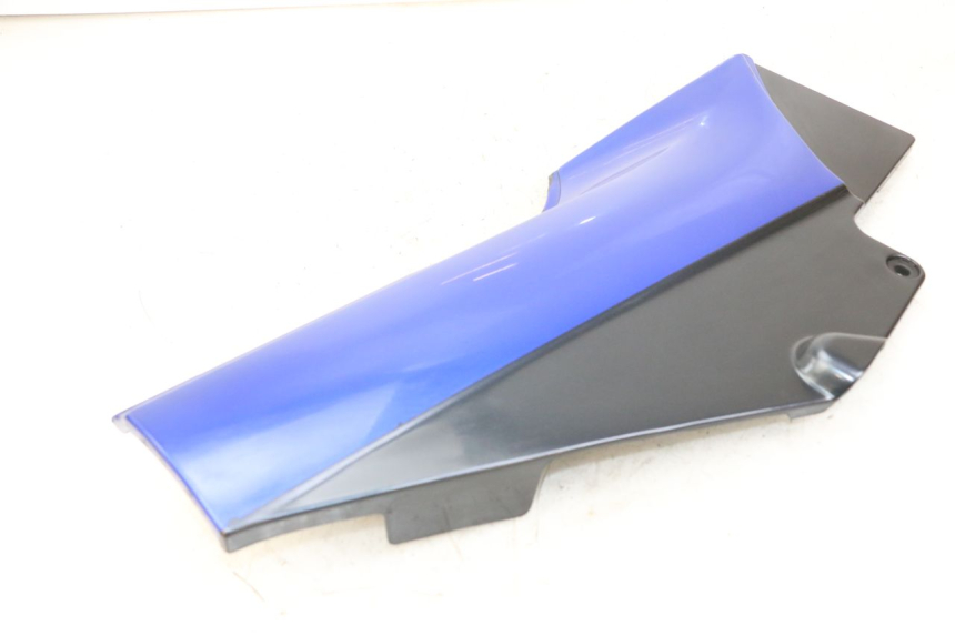 photo de OSŁONA POD SIODŁEM PRAWA KAWASAKI GTR 1000 (1994 - 2004) - Punkty mocowania