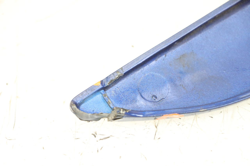 photo de OSŁONA POD SIODŁEM PRAWA KAWASAKI ZR7 ZR-7 S 750 (1999 - 2004) - Zoom stanu zużycia