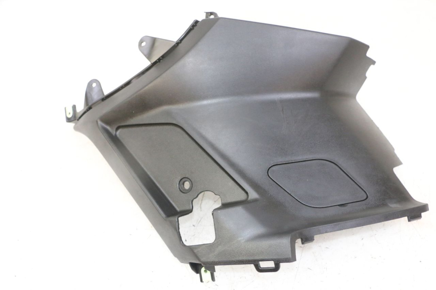 photo de OSŁONA POD SIODŁEM PRAWA PEUGEOT KISBEE 2T 50 (2018 - 2022) - Widok główny