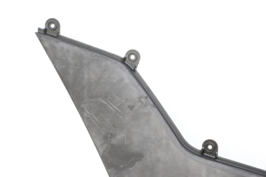 photo de OSŁONA POD SIODŁEM PRAWA KYMCO PEOPLE S 125 (2000 - 2008) - Widok ogólny