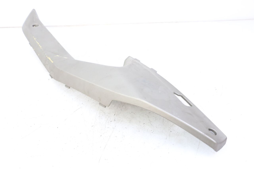 photo de OSŁONA POD SIODŁEM PRAWA KYMCO XCITING 500 (2007 - 2010) - Część sprawdzona