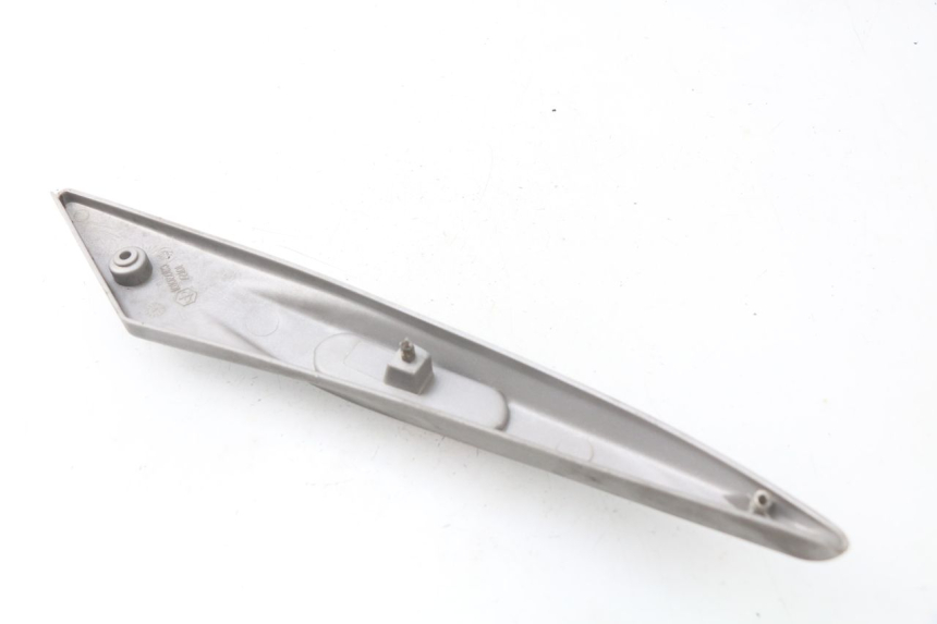 photo de OSŁONA POD SIODŁEM PRAWA PIAGGIO LIBERTY 4T 50 (2004 - 2008) - Zoom stanu zużycia