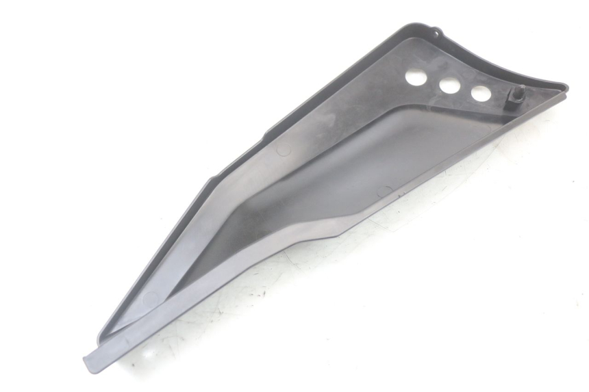 photo de OSŁONA POD SIODŁEM PRAWA MASAI SCRAMBLER SPORT 125 (2021 - 2025) - Punkty mocowania