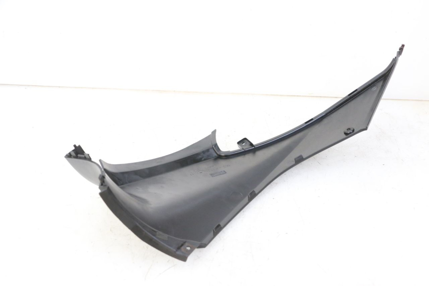 photo de OSŁONA POD SIODŁEM PRAWA MBK OVETTO ONE 2T 50 (2013 - 2017) - Inny kąt widzenia