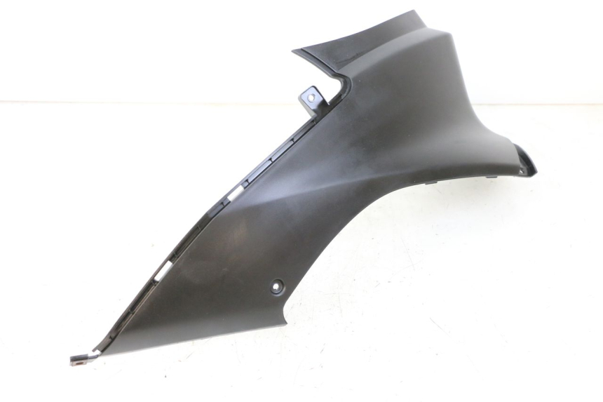 photo de OSŁONA POD SIODŁEM PRAWA MBK OVETTO ONE 2T 50 (2013 - 2017) - Punkty mocowania