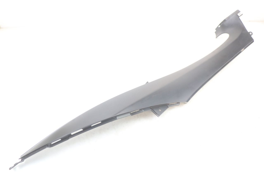 photo de OSŁONA POD SIODŁEM PRAWA PIAGGIO MP3 HPE 350 (2018 - 2020) - Inny kąt widzenia