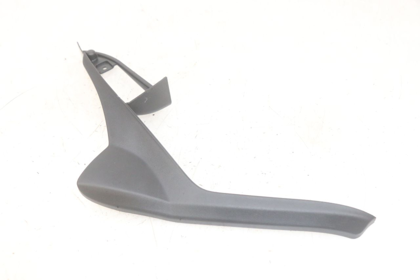 photo de OSŁONA POD SIODŁEM PRAWA PIAGGIO MP3 HPE 300 (2019 - 2026) - Widok ogólny