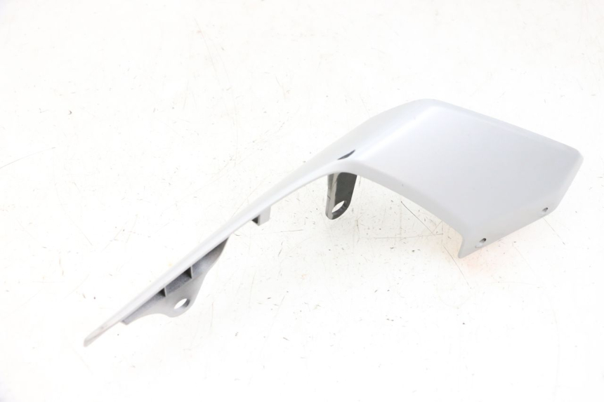 photo de OSŁONA POD SIODŁEM PRAWA YAMAHA MT-07 MT07 ABS 700 (2018 - 2020) - Zbliżenie techniczne