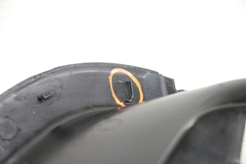 photo de OSŁONA POD SIODŁEM PRAWA YAMAHA NEO'S CORE 1 (2022 - 2026) - Inny kąt widzenia