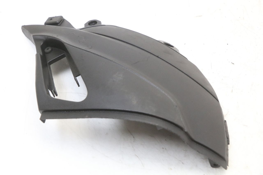 photo de OSŁONA POD SIODŁEM PRAWA PIAGGIO NEW TYPHOON 50 (2018 - 2021) - Szczegół części