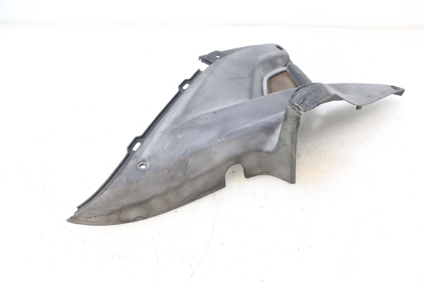 photo de PRAWY KOSZ POD SIEDZENIEM MBK NITRO 50 (2004 - 2008) - Zoom stanu zużycia