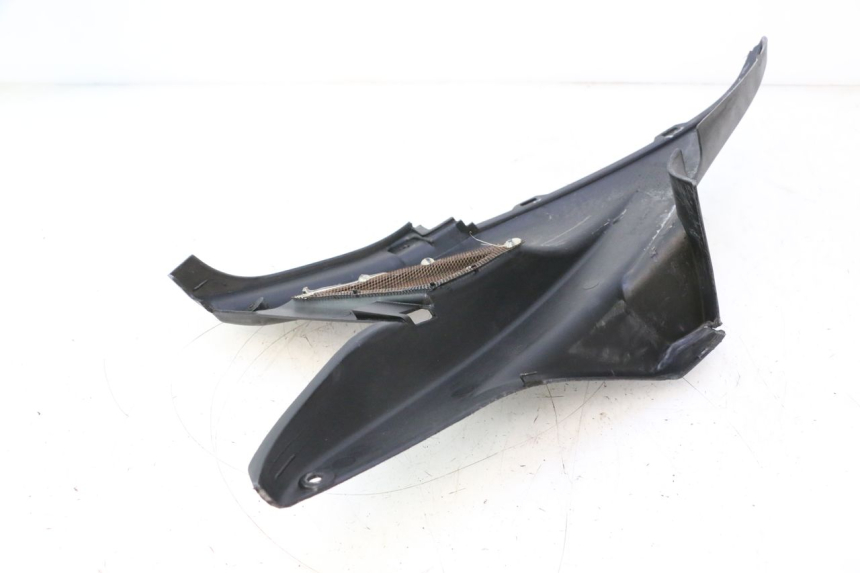 photo de PRAWY KOSZ POD SIEDZENIEM MBK NITRO 50 (2004 - 2008) - Zbliżenie techniczne