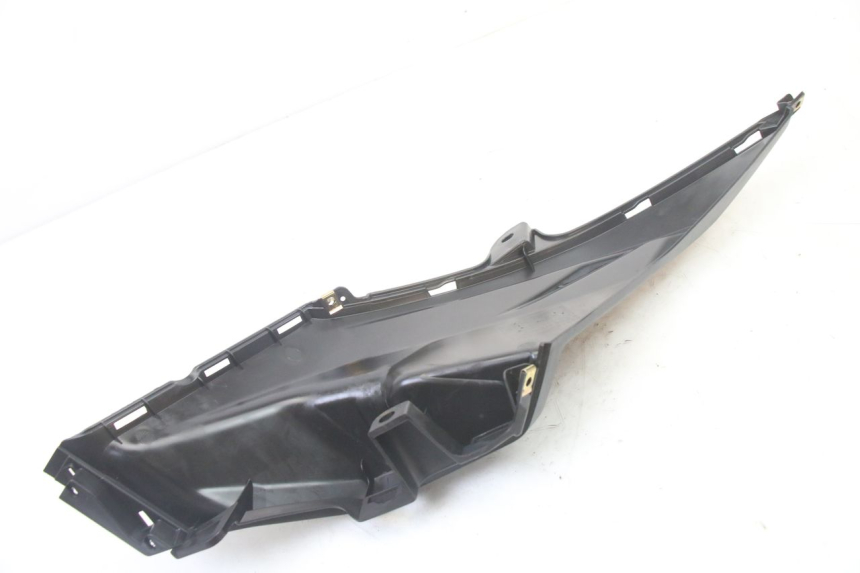 photo de OSŁONA POD SIODŁEM PRAWA SYM ORBIT III 3 4T 50 (2021 - 2025) - Widok ogólny