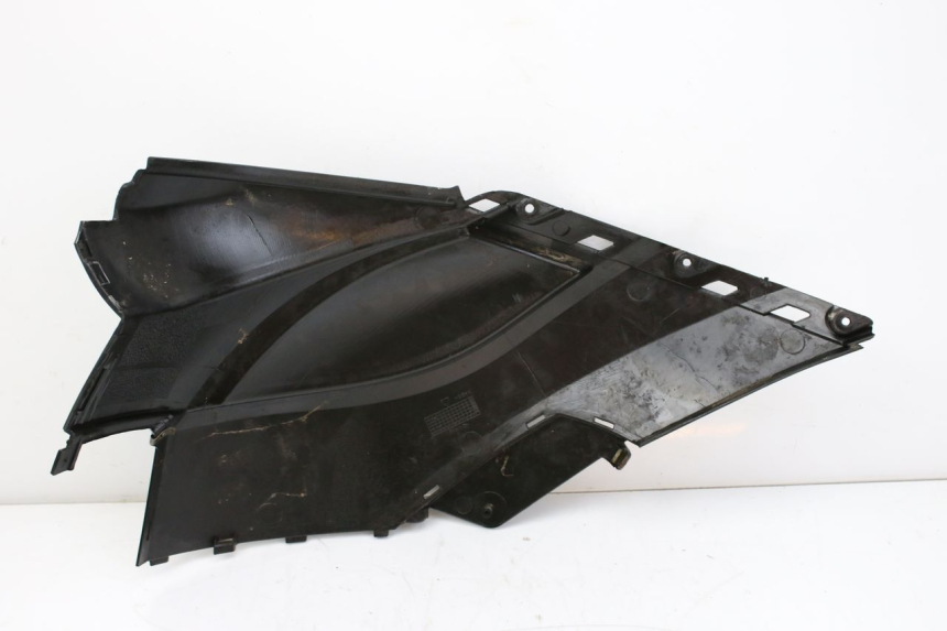 photo de OSŁONA POD SIEDZENIEM PRAWA KEEWAY OUTLOOK 125 (2007 - 2013) - Zoom stanu zużycia