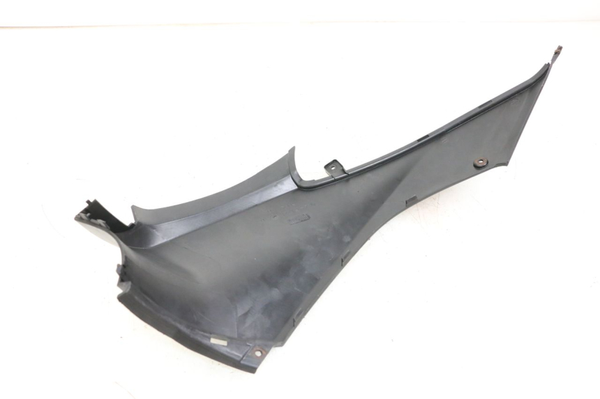 photo de OSŁONA POD SIODŁEM PRAWA MBK OVETTO ONE 2T 50 (2013 - 2017) - Zoom stanu zużycia