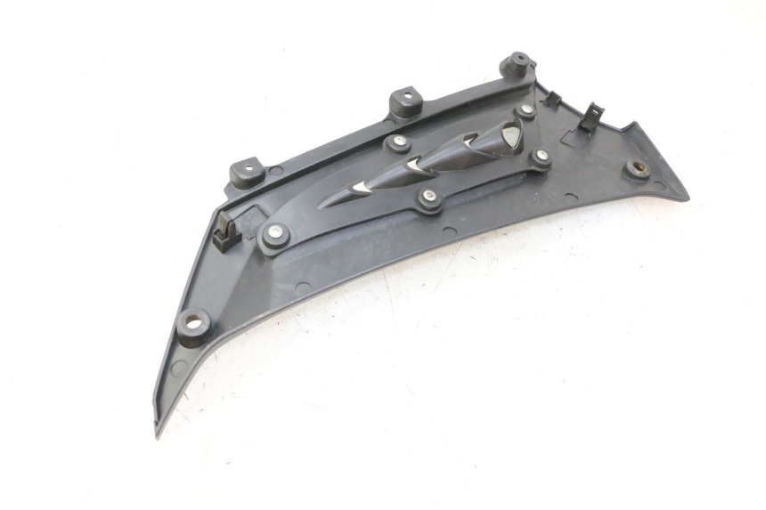 photo de OSŁONA POD SIODŁEM PRAWA MAG POWER R-STREET 50 (2016 - 2025) - Zbliżenie techniczne