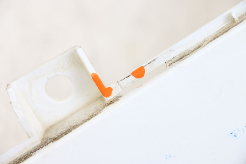 photo de OSŁONA POD SIODŁEM PRAWA EUROCKA R8 4T 50 (2013 - 2022) - Punkty mocowania