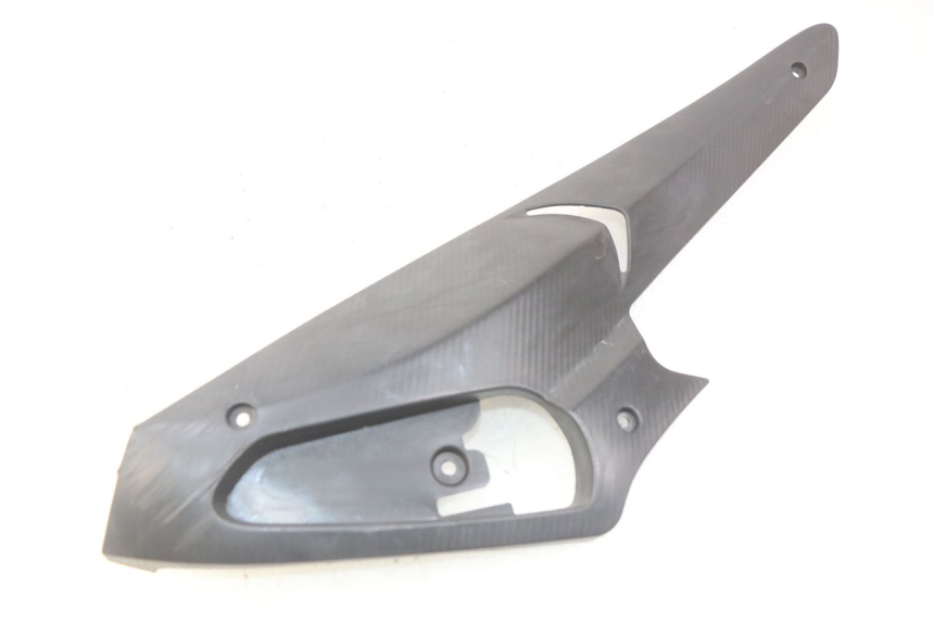 photo de OSŁONA POD SIODŁEM PRAWA GILERA RUNNER SP 50 (2009 - 2017) - Inny kąt widzenia