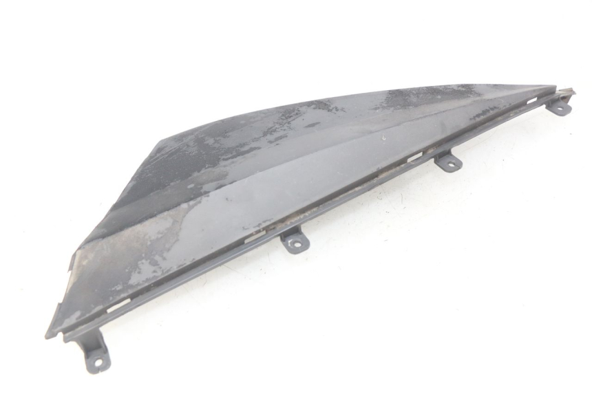 photo de OSŁONA POD SIODŁEM PRAWA KEEWAY RY6 2T 50 (2011 - 2019) - Zbliżenie techniczne