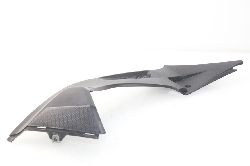 photo de OSŁONA POD SIODŁEM PRAWA BMW S RR ABS S1000RR 1000 (2009 - 2011) - Punkty mocowania