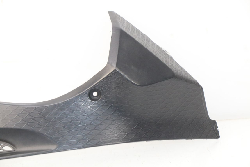 photo de OSŁONA POD SIODŁEM PRAWA BMW S RR ABS S1000RR 1000 (2009 - 2011) - Stan powierzchni