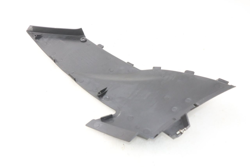 photo de OSŁONA POD SIODŁEM PRAWA DAELIM S2 FI 125 (2008 - 2017) - Szczegół części