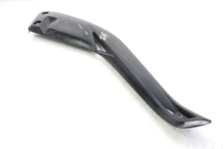 photo de OSŁONA POD SIODŁEM PRAWA MBK SKYCRUISER 125 (2010 - 2013) - Inny kąt widzenia