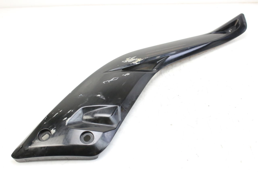 photo de OSŁONA POD SIODŁEM PRAWA MBK SKYCRUISER 125 (2010 - 2013) - Zbliżenie techniczne