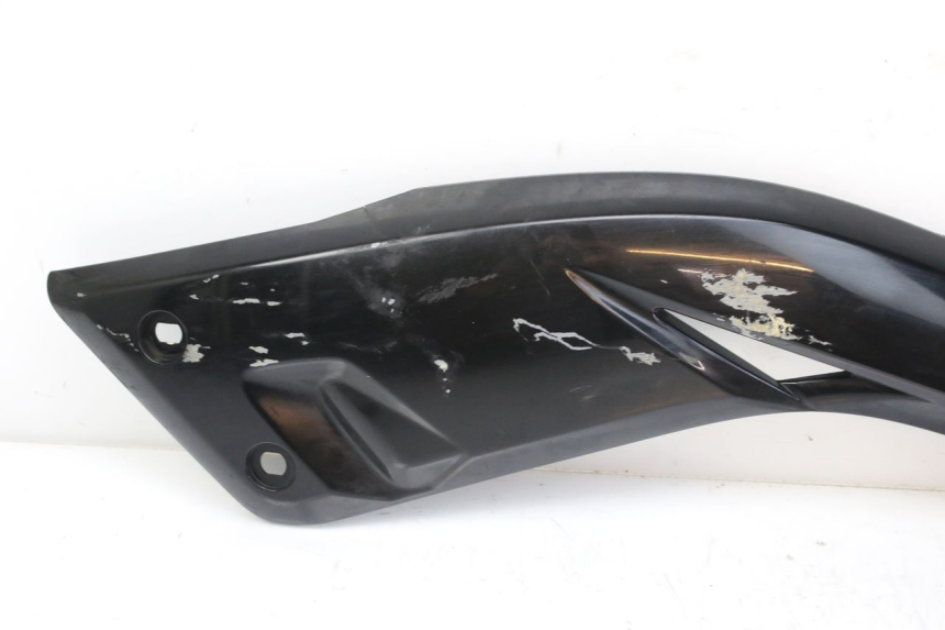 photo de OSŁONA POD SIODŁEM PRAWA MBK SKYCRUISER 125 (2010 - 2013) - Oznaczenia i referencje