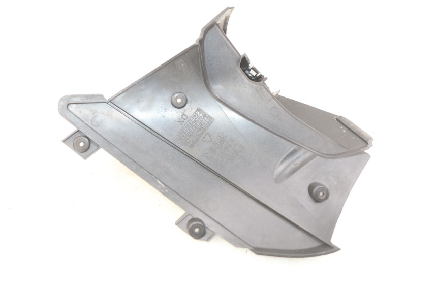 photo de OSŁONA POD SIODŁEM PRAWA APRILIA SR 2T 50 (2012 - 2017) - Inny kąt widzenia