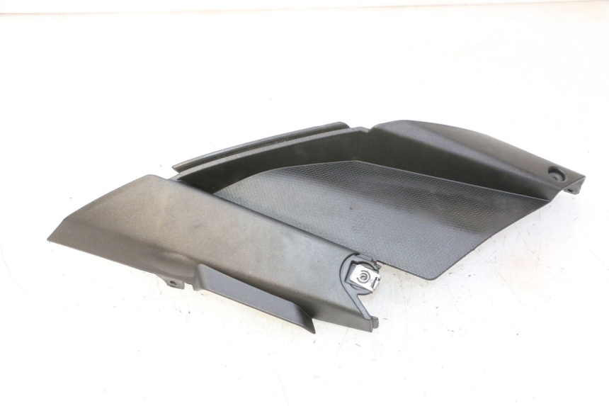 photo de OSŁONA POD SIODŁEM PRAWA APRILIA SR R 2T LC 50 (2018 - 2021) - Widok główny