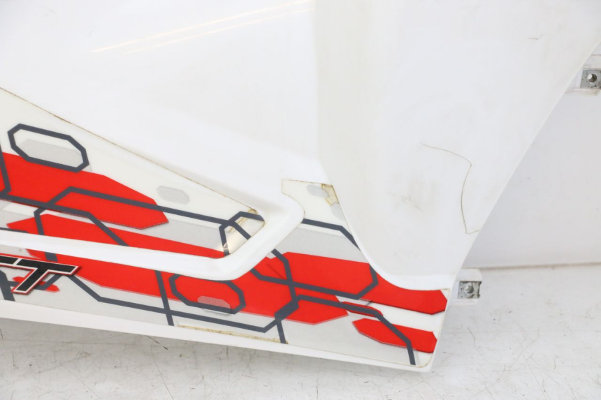 photo de OSŁONA POD SIODŁEM PRAWA HYTRACK ST 170 (2020 - 2024) - Zbliżenie komponentów